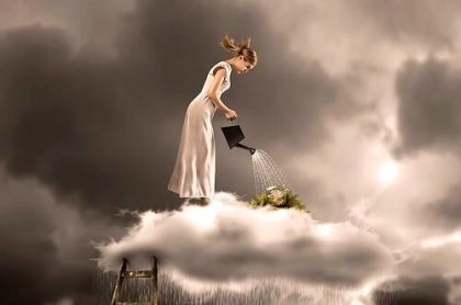 mujer nube