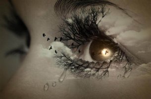 Ojos tristes representando la noche oscura del alma