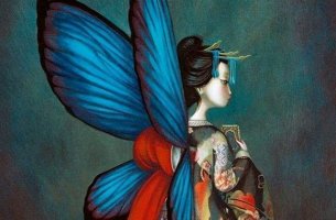 mujer con alas