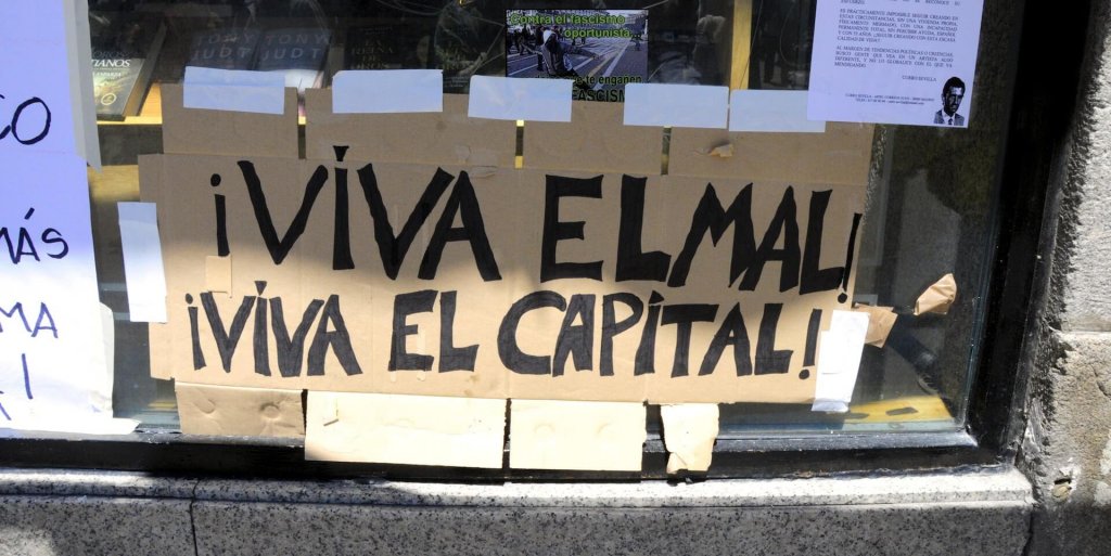 Pancarta de indignación