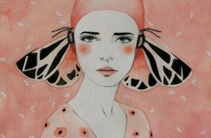 mujer mariposa