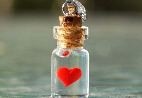 botella corazón