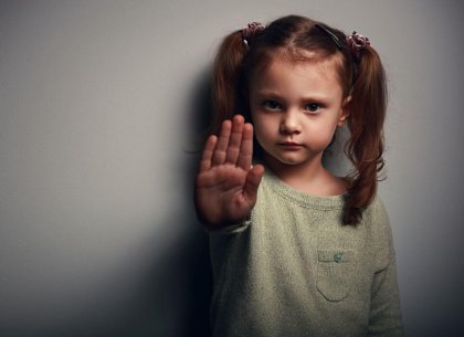 Ningún tortazo es a tiempo para educar, el cariño lo es siempre