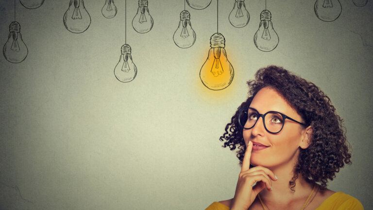 Siéntate a los pies de las mujeres sabias y escucha sus historias