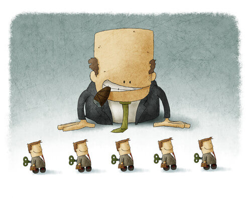 Hombre fanático del control manipulando a sus empleados imagen simbolizando el el chiste según Freud