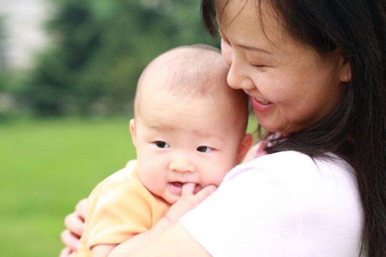 Madre japonesa con su hijo