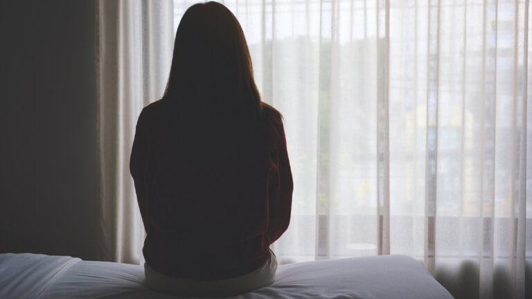 La depresión aumentó en un 18% en el mundo. ¿Por qué estamos cada vez más más tristes?