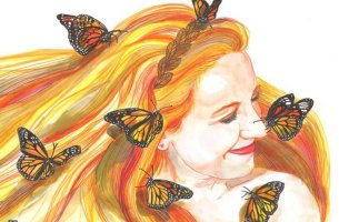 Mujer con una sonrisa rodeada de mariposas