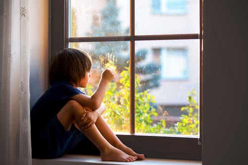 La ansiedad por separación: la importancia del apego en la salud de los pequeños