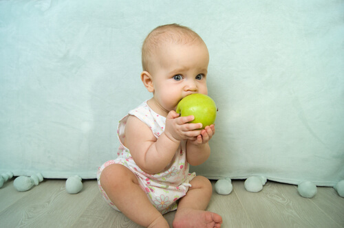 ¿Has oído hablar de los reflejos primarios que poseen los bebés?