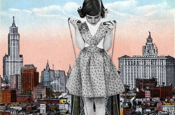 niña con cuerda de saltar