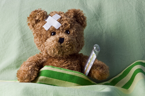 Osito hipocondríaco pensando que está enfermo