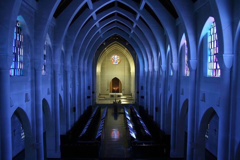 Interior de una iglesia