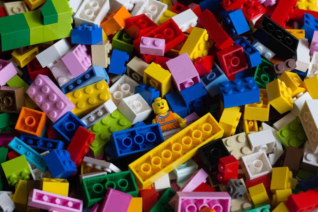 ¿Conoces los beneficios psicológicos de LEGO?