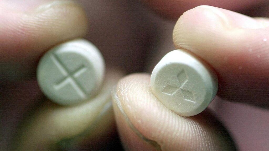 Pastillas blancas de éxtasis