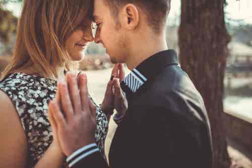 Aprendiendo a amar en relaciones de pareja equilibradas y sanas
