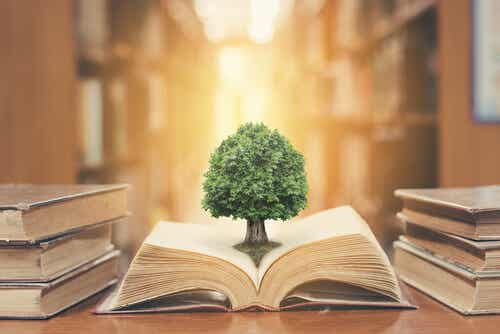 Libro con un árbol para representar la importancia la literatura y la poesía
