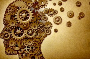 Mente con mecanismos de memoria para representar el modelo de memoria de Atkinson y Shiffrin