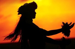 Mujer practicando el Ho´oponopono