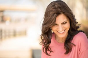 Mujer sonriendo