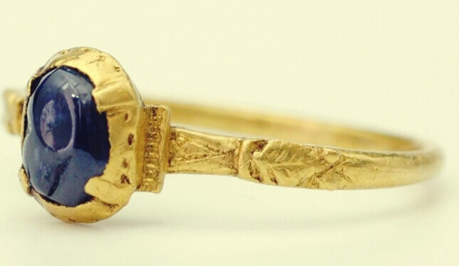 Anillo de la leyenda de Carlomagno
