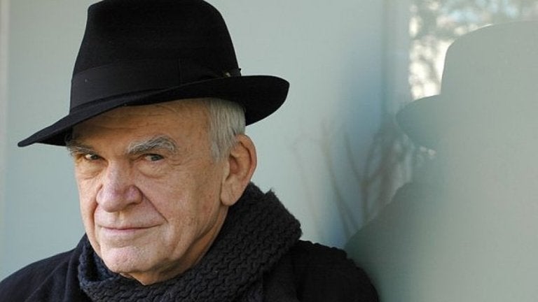 10 inolvidables frases de Milan Kundera