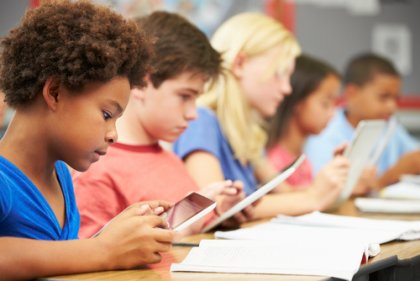 Jerome Bruner: 9 postulados para mejorar la educación