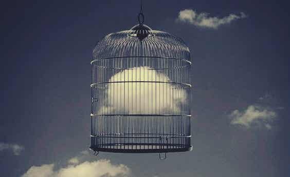 jaula con nube representando los días donde estoy triste