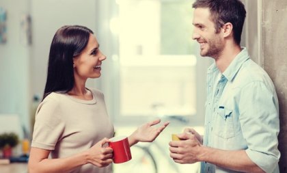 Recibir cumplidos, ¿por qué nos hace sentir incómodos?