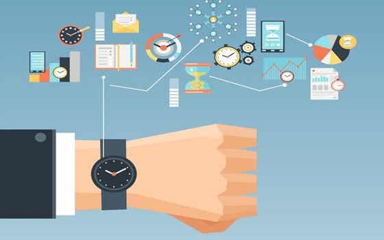reloj marcando tareas para mejorar tu productividad
