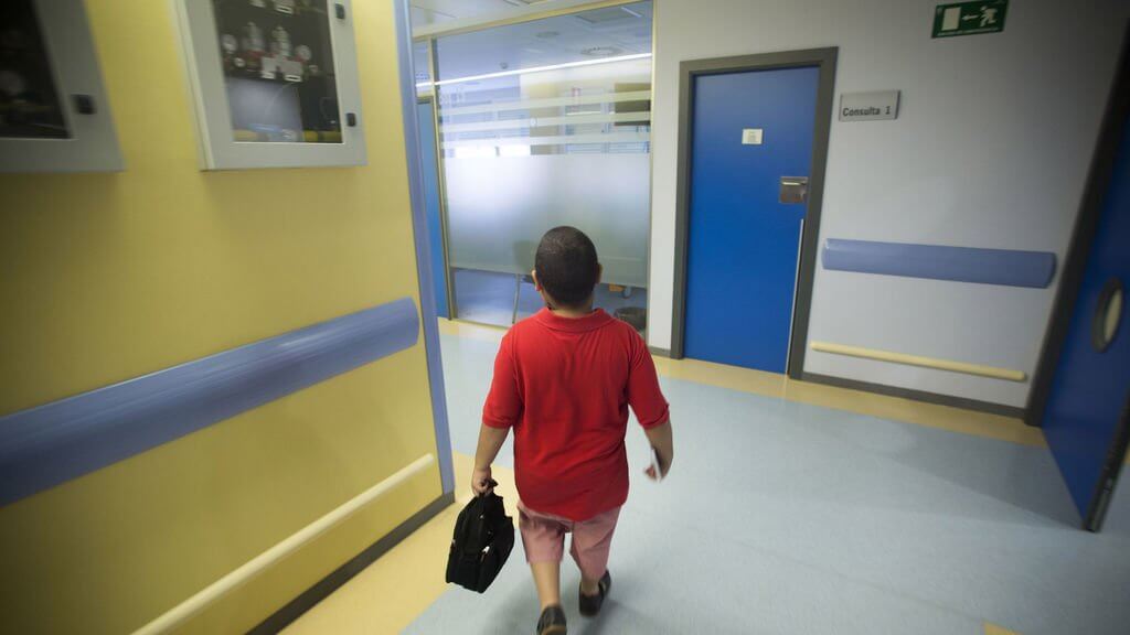 Rubén Darío Ávalos caminando