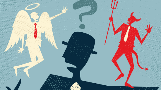 hombre con ángel y demonio representando las frases de Michel Foucault