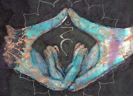 manos simbolizando el mantra de la tara verde