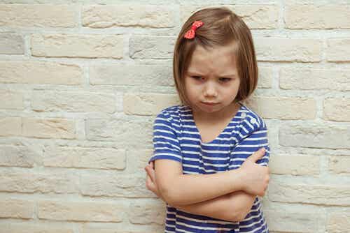 El chantaje emocional en niños: una estrategia tan triste como dañina