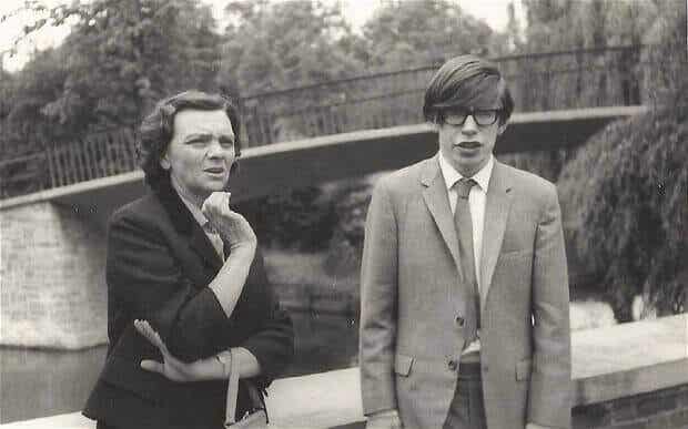 Stephen Hawking de joven