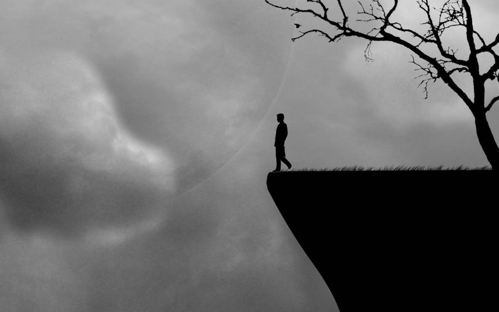 hombre ante precipicio representando el el cuento de la vaquita