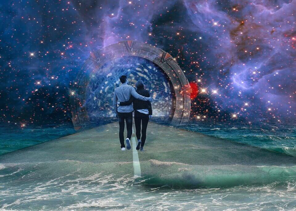 Pareja caminando