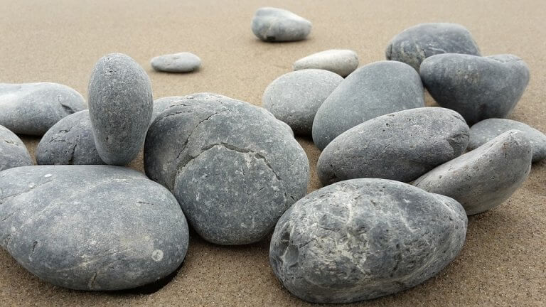 Piedras en la arena
