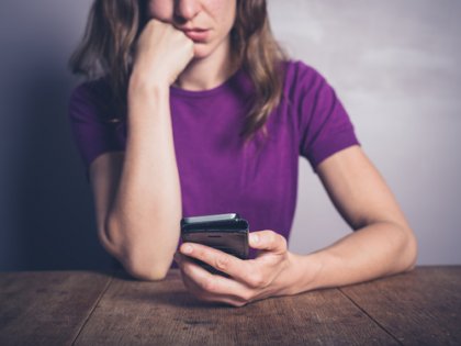 El síndrome FOMO: sentir angustia por estar perdiéndose algo