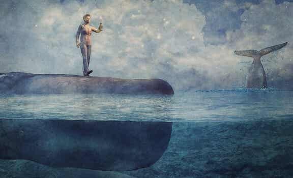 hombre sobre ballena representando los mitos sobre el sonambulismo