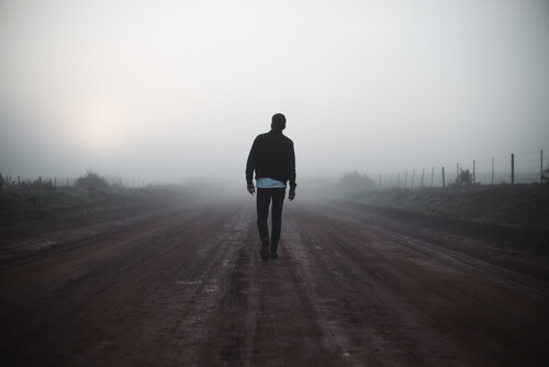 Hombre caminando