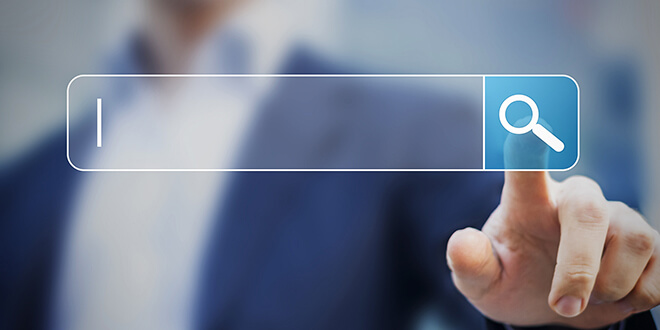 motor de búsqueda representando cómo Internet disminuye la capacidad crítica