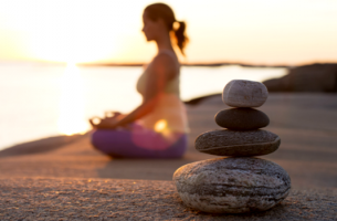 mujer practicando el Mindfulness