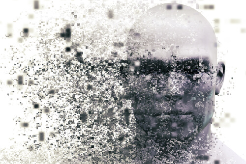 Rostro de persona desvaneciéndose