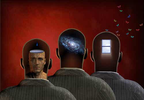 Tres cabezas de hombres para simbolizando las leyes de la memoria