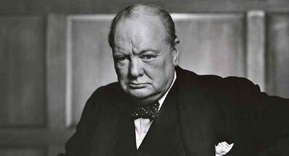 Churchill representando las lecciones de hombres sabios