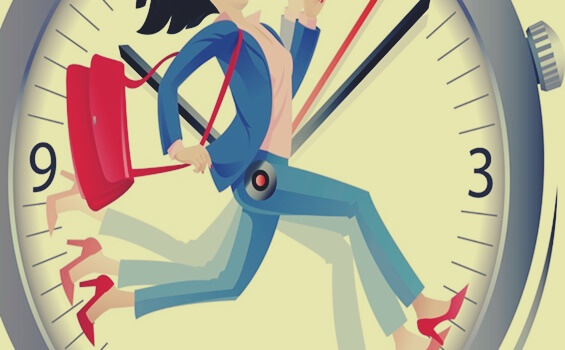 mujer corriendo ante reloj sufriendo las fases del estrés