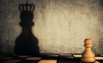 La doble cara de la ambición: falta y exceso