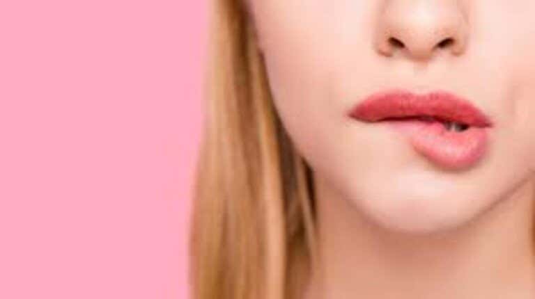 Lenguaje corporal de los labios: 11 gestos que te delatan