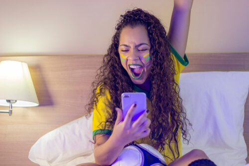 Fan adolescente de un futbolista